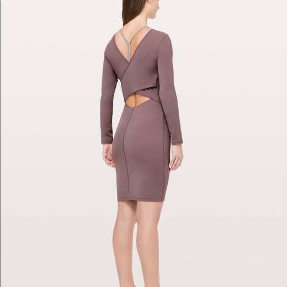 lululemon athletica Dresses & Skirts - Lululemon Contour Dress Nulu